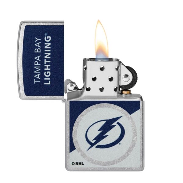ZIPPO 207 TAMPA BAY LIGHTING LIGHTER - Image 2