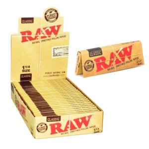 CLASSIC MAX 1 1/4 ORGANIC ROLLING PAPERS